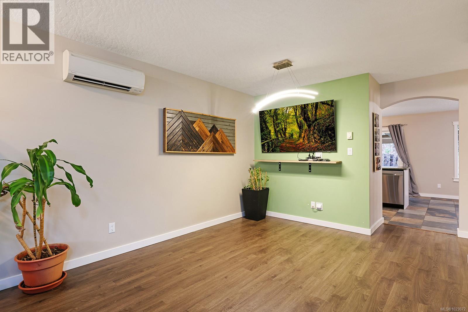 1387 Krebs Cres, Courtenay, British Columbia  V9N 9E9 - Photo 8 - 1023072