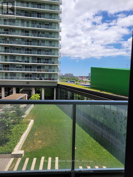 208 - 115 Mcmahon Drive, Toronto, Ontario  M2K 0E3 - Photo 1 - C12689226