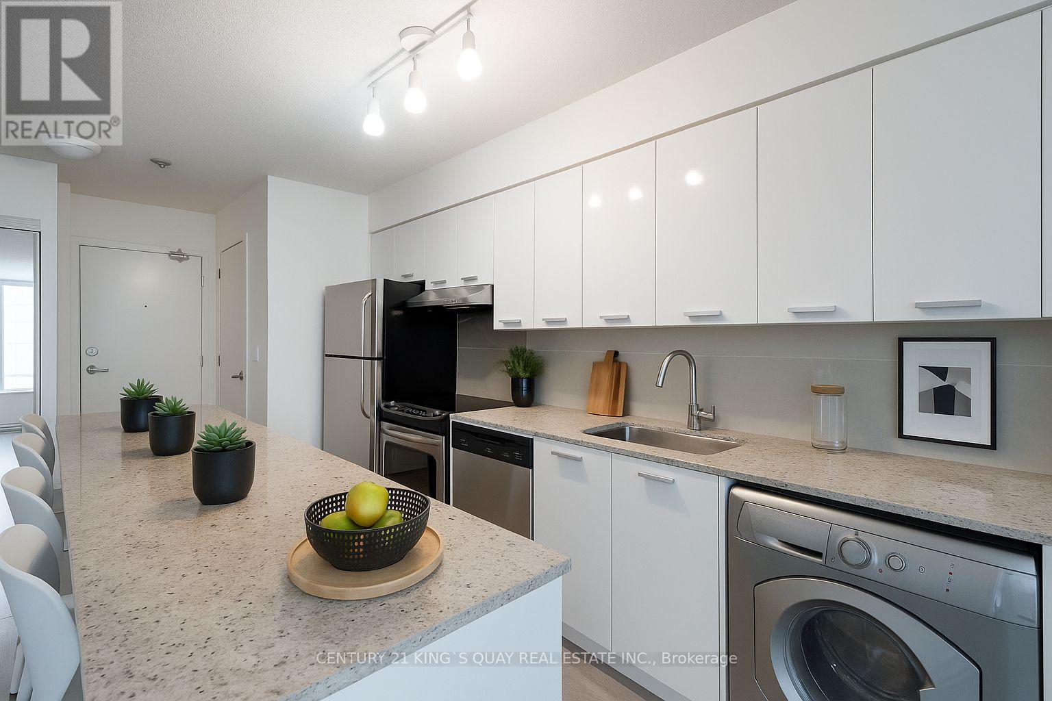 601 - 33 Singer Court, Toronto, Ontario  M2K 0B4 - Photo 1 - C12689232