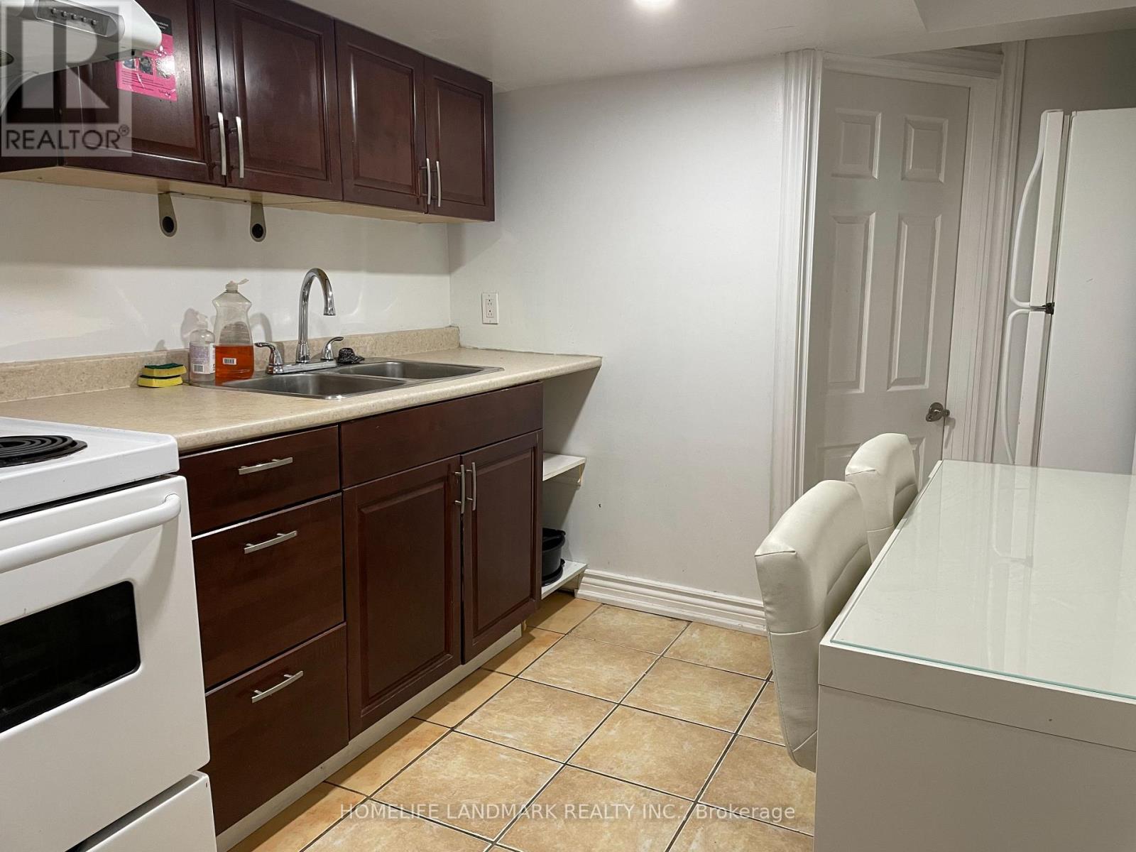 Bsmt - 448 Osiris Drive, Richmond Hill, Ontario  L4C 2P9 - Photo 11 - N12689252