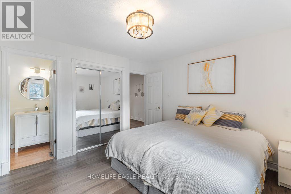 Upper - 17 Beckett Avenue, East Gwillimbury, Ontario  L9N 1E6 - Photo 7 - N12689288