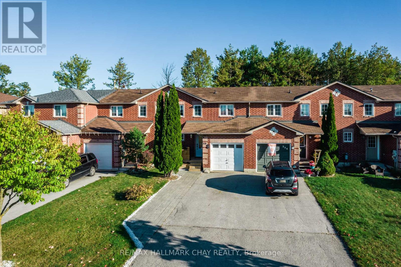372 DUNSMORE LANE, Barrie, Ontario