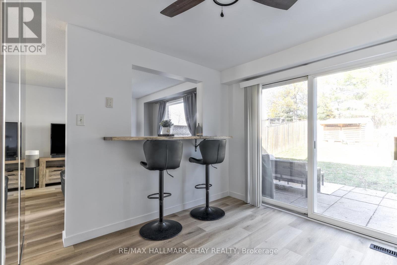 372 Dunsmore Lane, Barrie, Ontario  L4M 7B1 - Photo 16 - S12689278