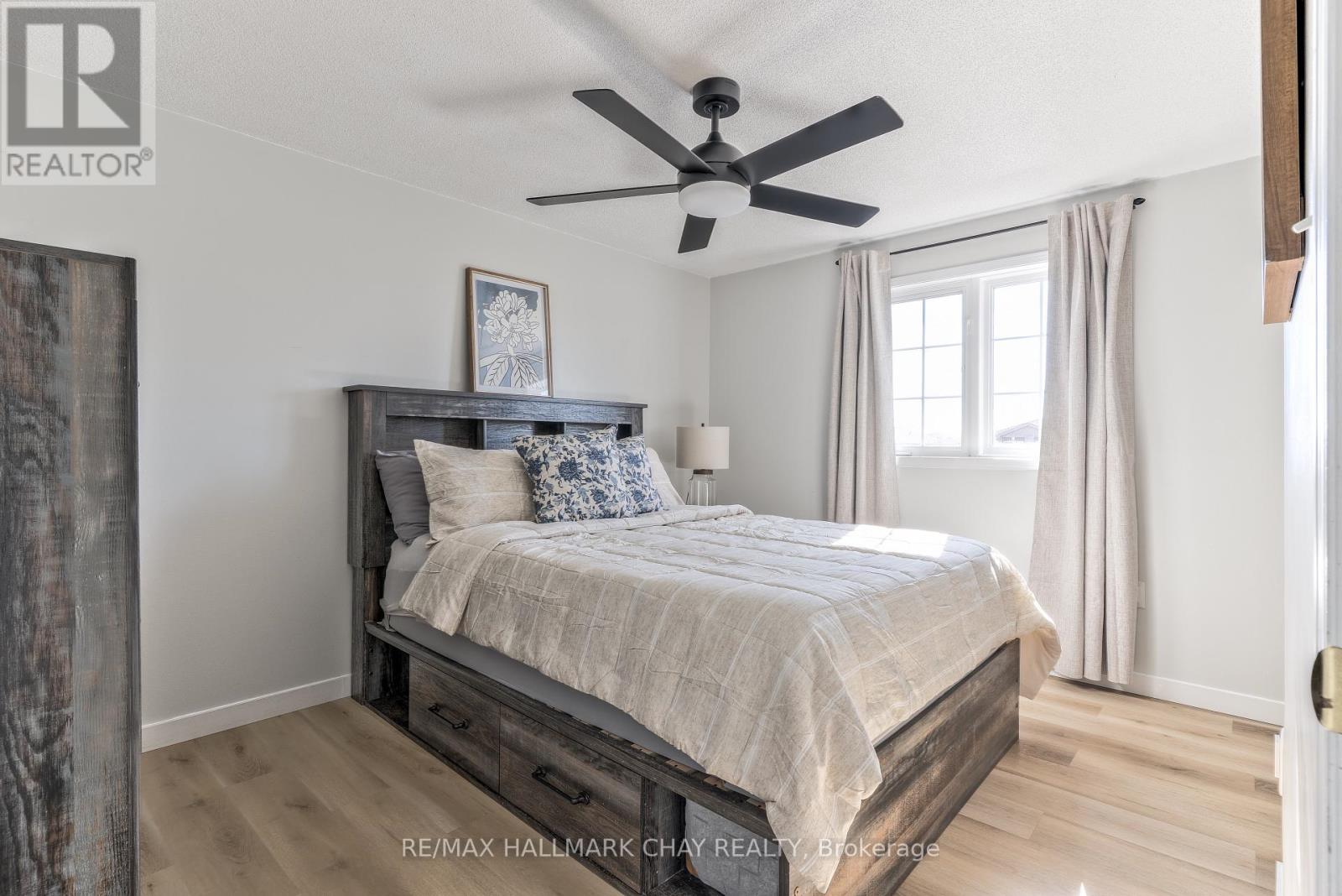 372 Dunsmore Lane, Barrie, Ontario  L4M 7B1 - Photo 19 - S12689278