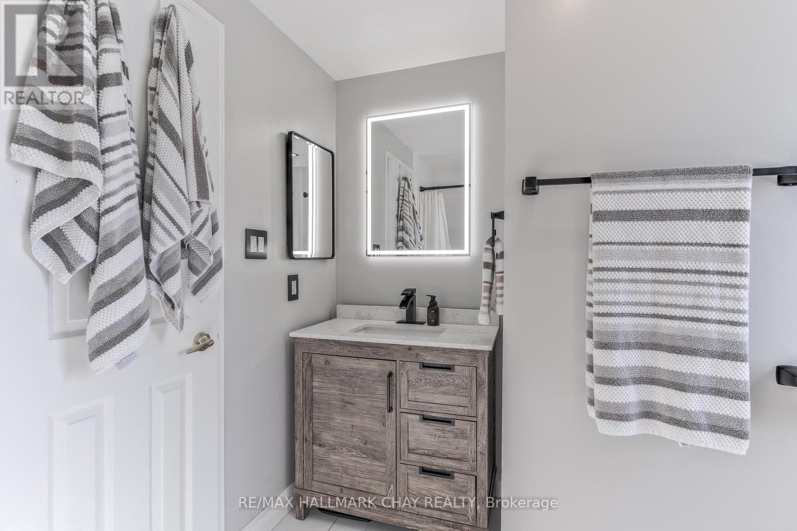 372 Dunsmore Lane, Barrie, Ontario  L4M 7B1 - Photo 27 - S12689278