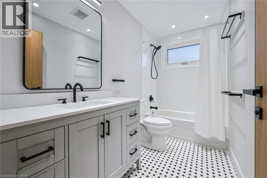 1352 Vancouver Crescent, Burlington, Ontario  L7M 1W2 - Photo 12 - 40796964