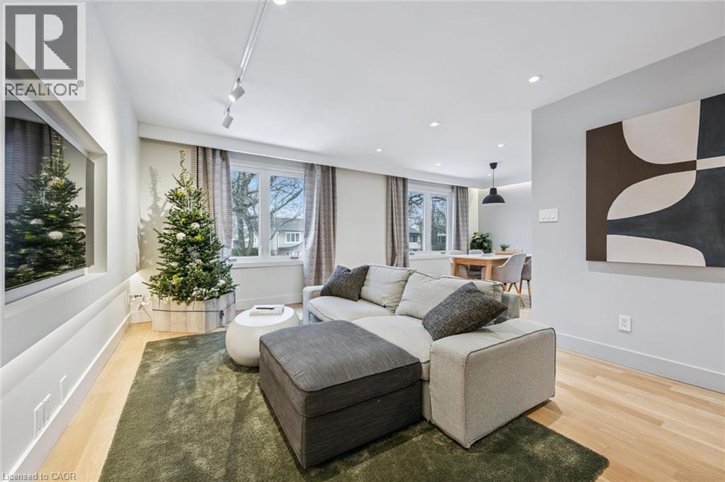 1352 Vancouver Crescent, Burlington, Ontario  L7M 1W2 - Photo 4 - 40796964