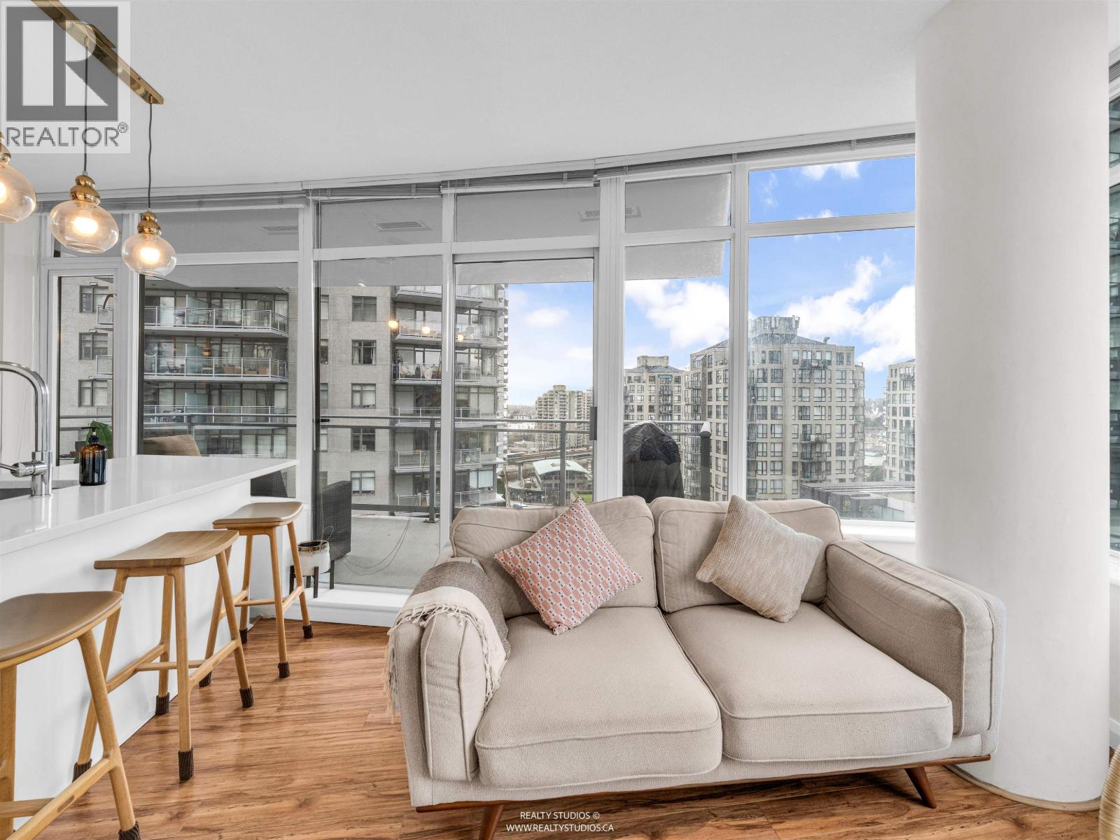 1608 888 Carnarvon St Street, New Westminster, British Columbia  V3M 0C6 - Photo 6 - R3078496