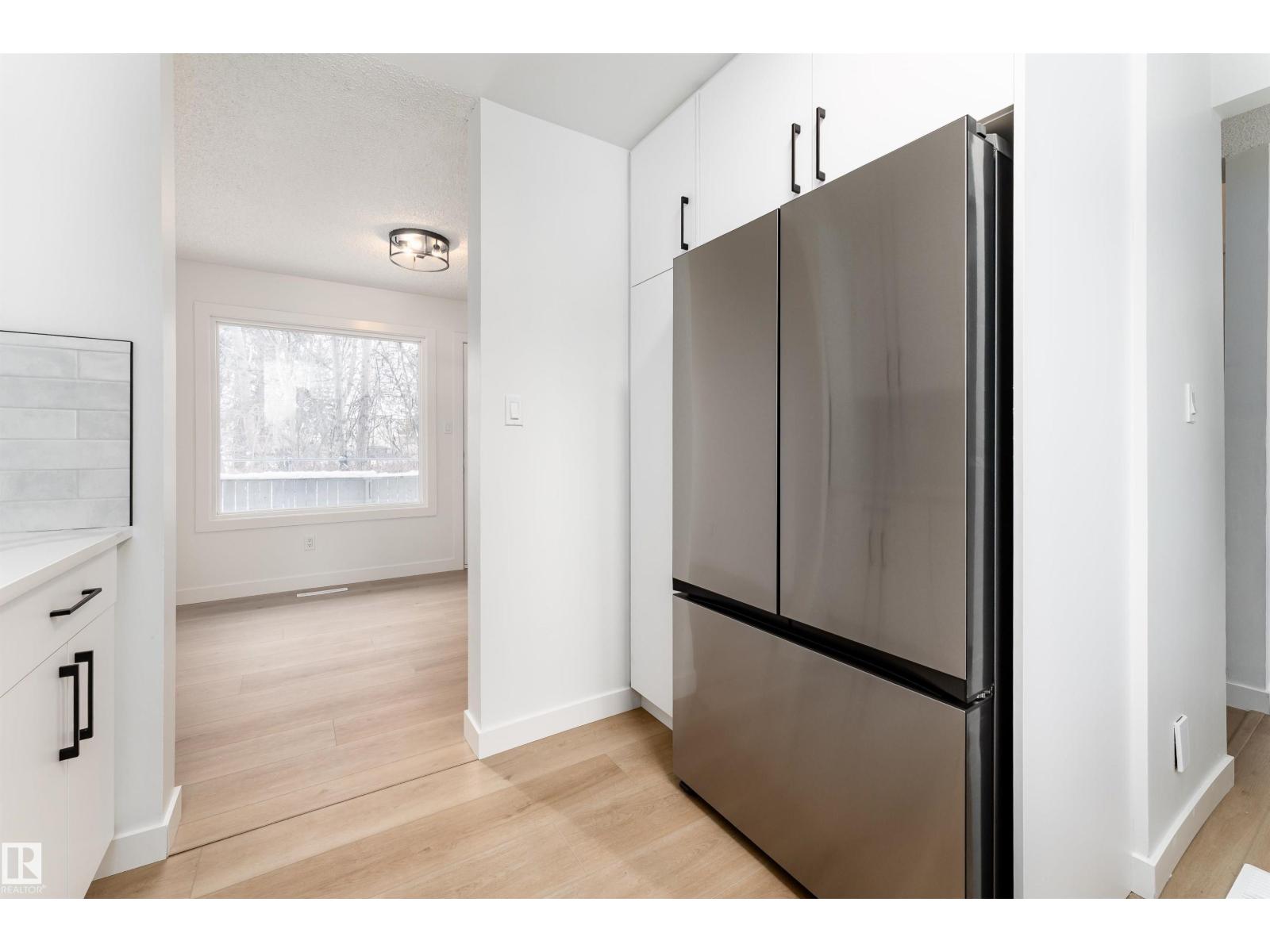 #9 1415 62 St Nw, Edmonton, Alberta  T6L 4K1 - Photo 3 - E4469810