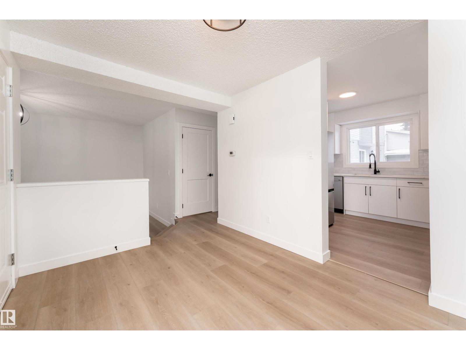 #9 1415 62 St Nw, Edmonton, Alberta  T6L 4K1 - Photo 6 - E4469810