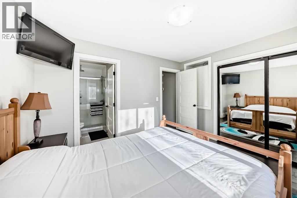 11 Canoe Close Sw, Airdrie, Alberta  T4B 2N3 - Photo 23 - A2278127