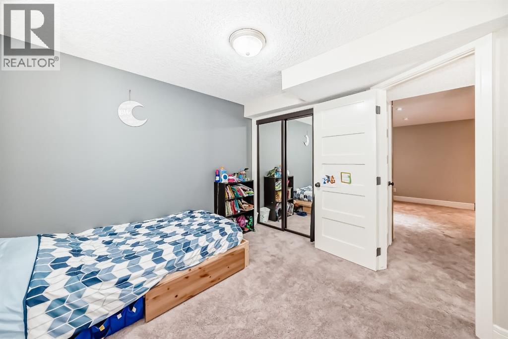 11 Canoe Close Sw, Airdrie, Alberta  T4B 2N3 - Photo 35 - A2278127