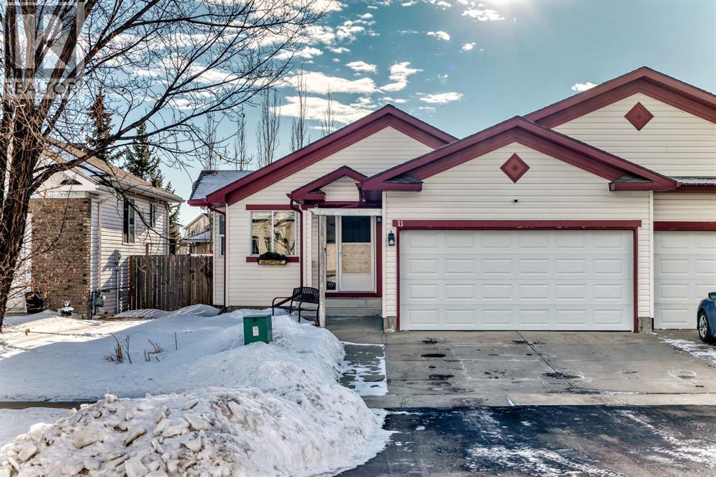 11 Canoe Close SW, Airdrie, Alberta
