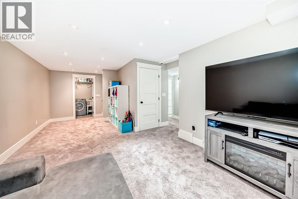 11 Canoe Close Sw, Airdrie, Alberta  T4B 2N3 - Photo 33 - A2278127