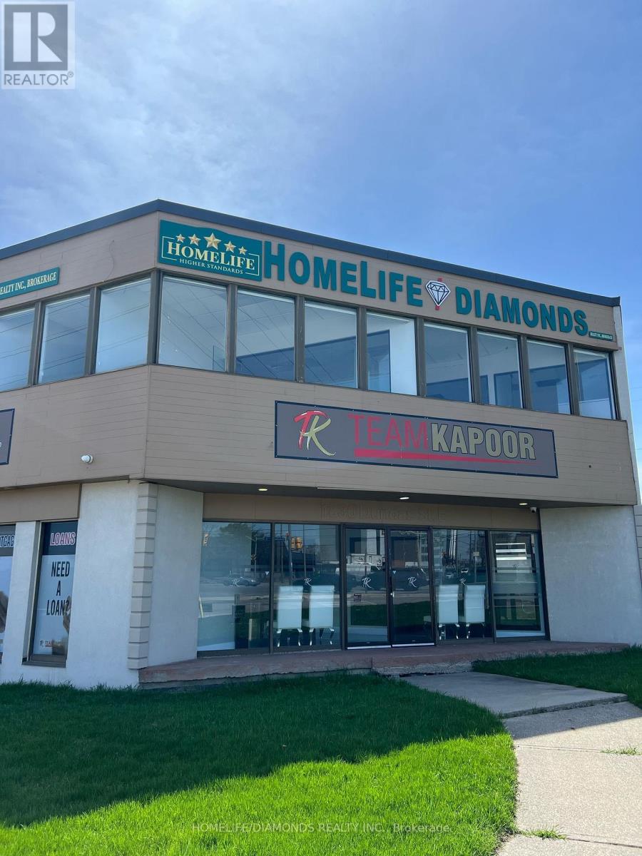 202 - 1830 Dundas Street E, Mississauga, Ontario  L4X 1L8 - Photo 2 - W12689234