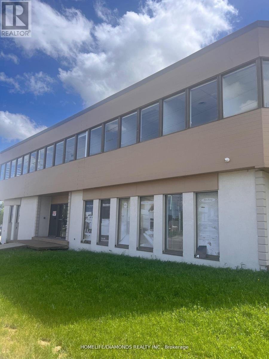 202 - 1830 Dundas Street E, Mississauga, Ontario  L4X 1L8 - Photo 3 - W12689234