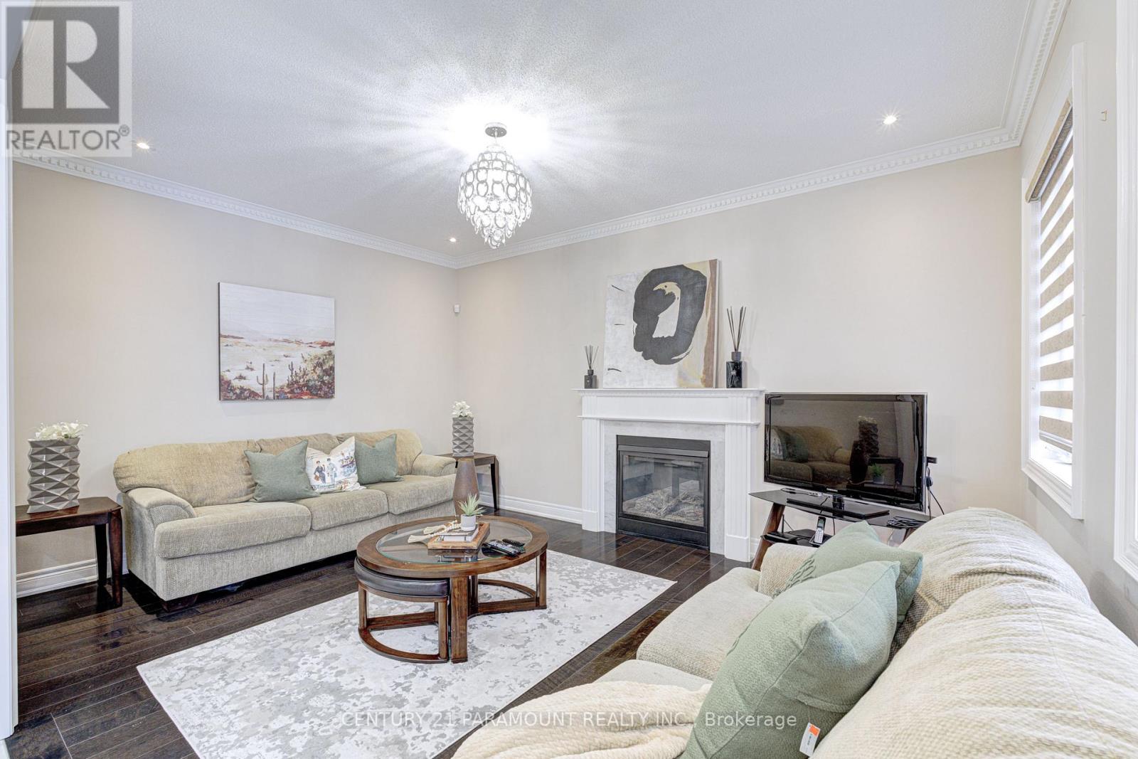 563 Dougall Avenue E, Caledon, Ontario  L7C 3Z4 - Photo 19 - W12689236