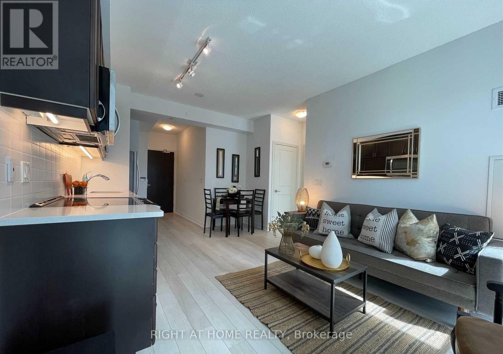 1404 - 39 Annie Craig Drive, Toronto, Ontario  M8V 0H1 - Photo 4 - W12689270