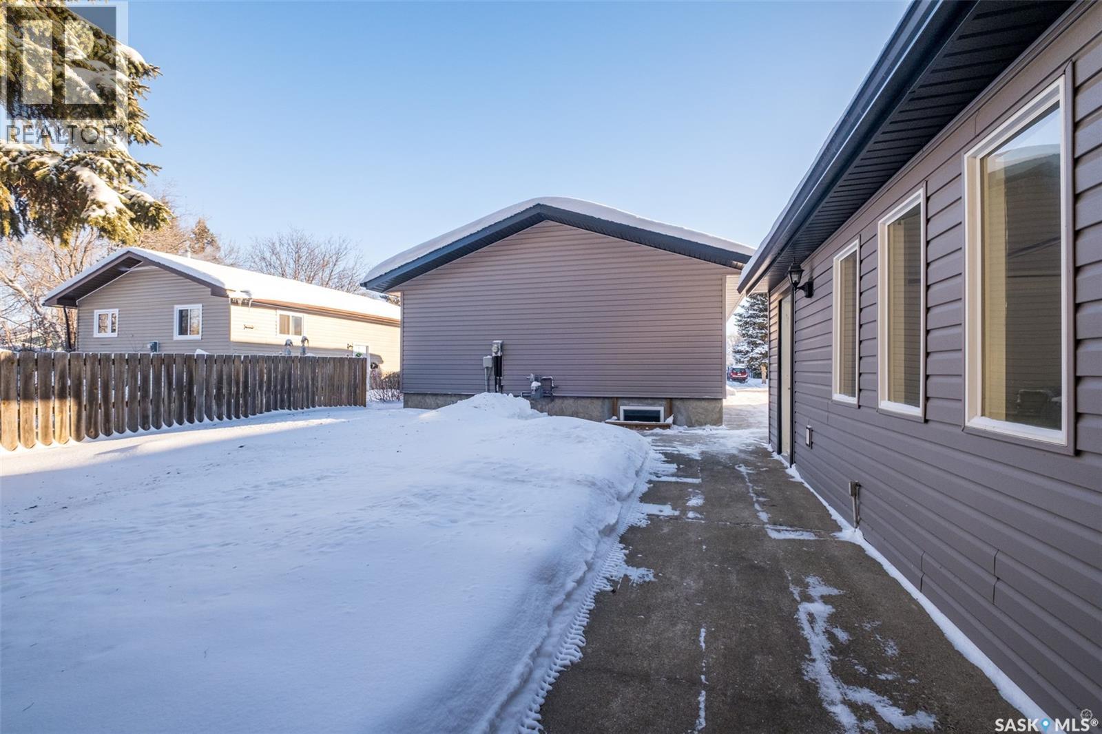 125 Mcintosh Drive, Prince Albert, Saskatchewan  S6V 6H2 - Photo 37 - SK026628