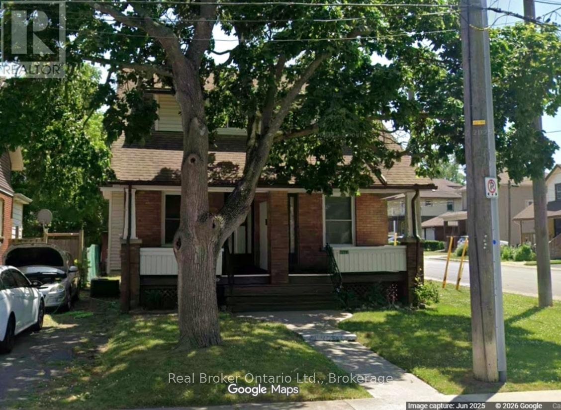 4942 Armoury Street, Niagara Falls, Ontario  L2E 1T1 - Photo 1 - X12689442