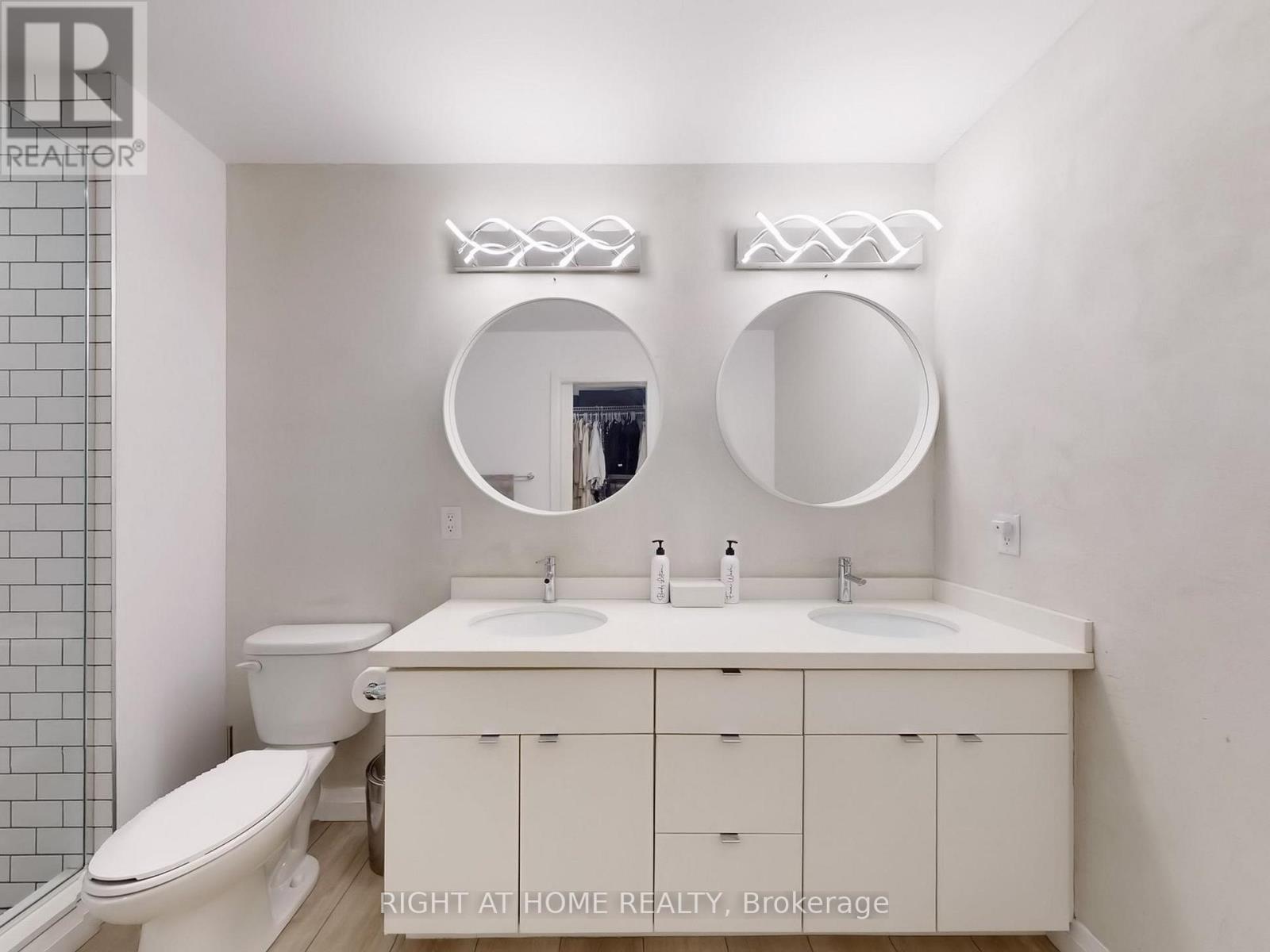 30 - 35 Midhurst Heights, Hamilton, Ontario  L8J 0K9 - Photo 22 - X12689264