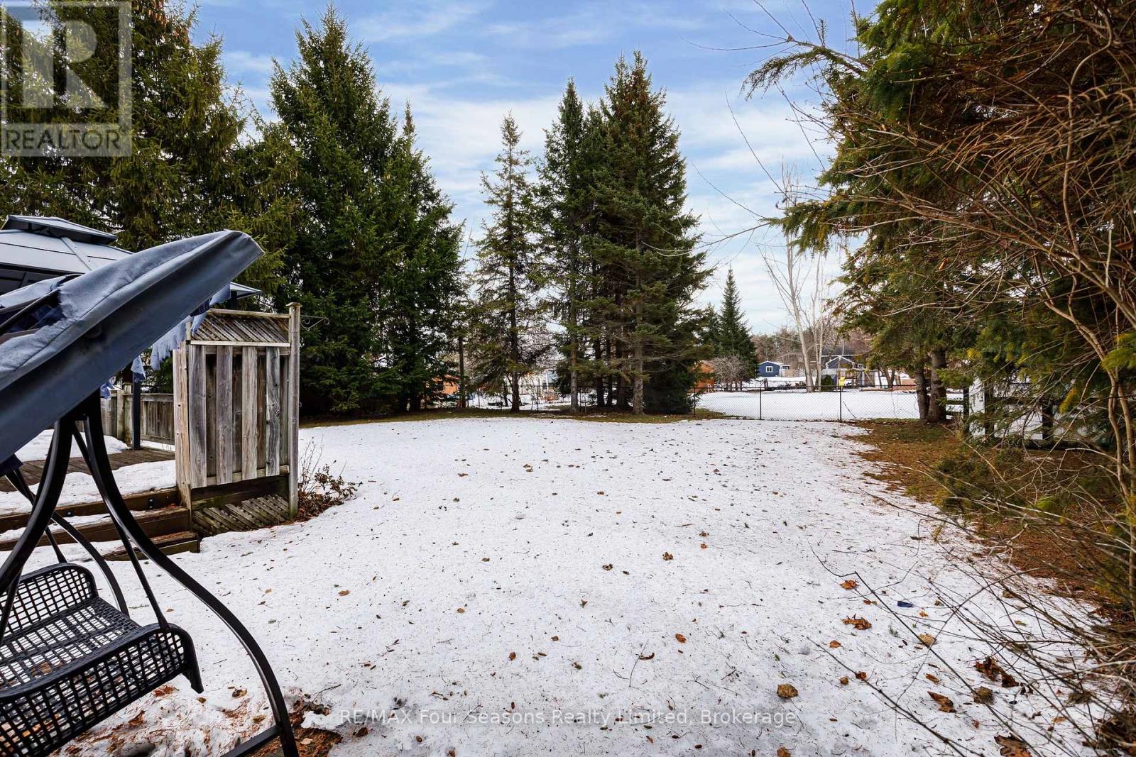 207 Christopher Street, Clearview (Stayner), Ontario  L0M 1S0 - Photo 30 - S12689404