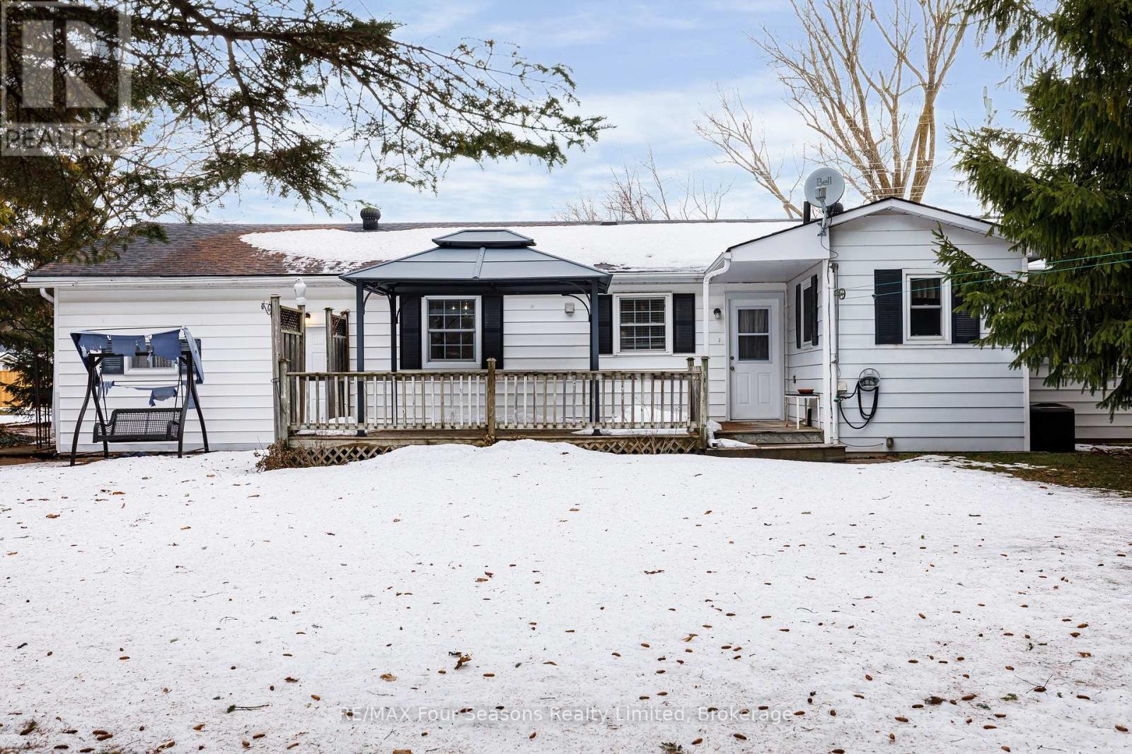 207 Christopher Street, Clearview (Stayner), Ontario  L0M 1S0 - Photo 31 - S12689404