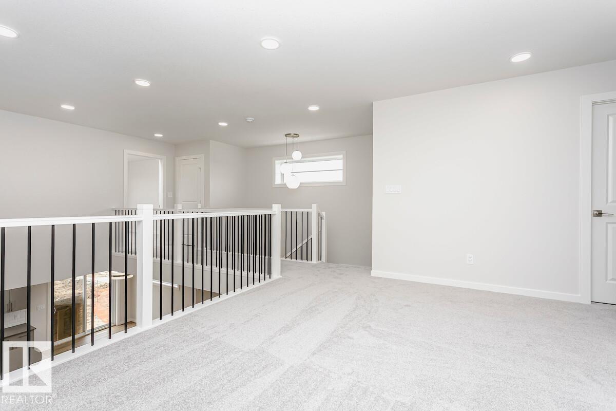 2371 Egret Wy Nw, Edmonton, Alberta  T6M 2N6 - Photo 8 - E4464298