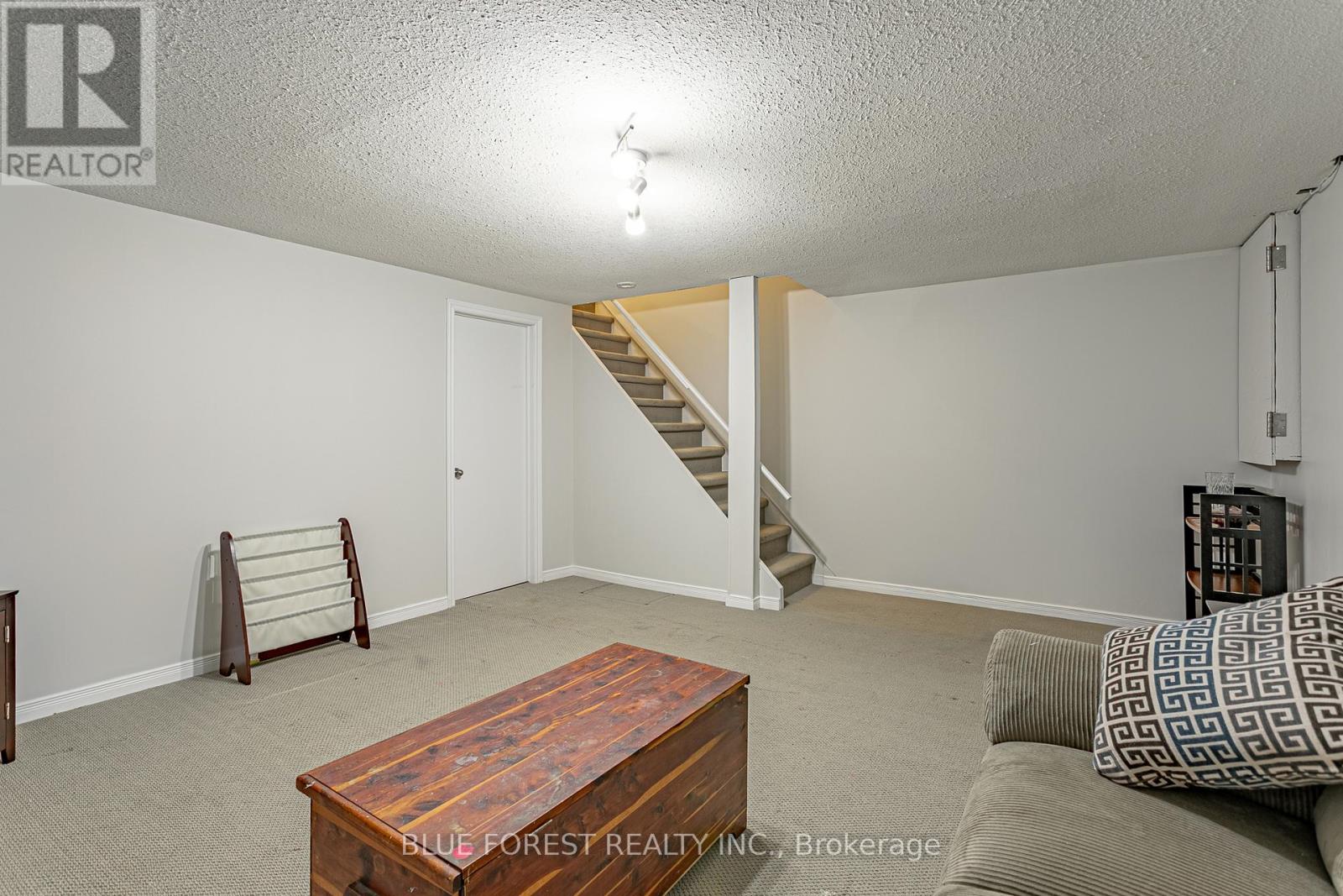 4167 Hamilton Road, Thames Centre, Ontario  N0L 1G2 - Photo 18 - X12689408