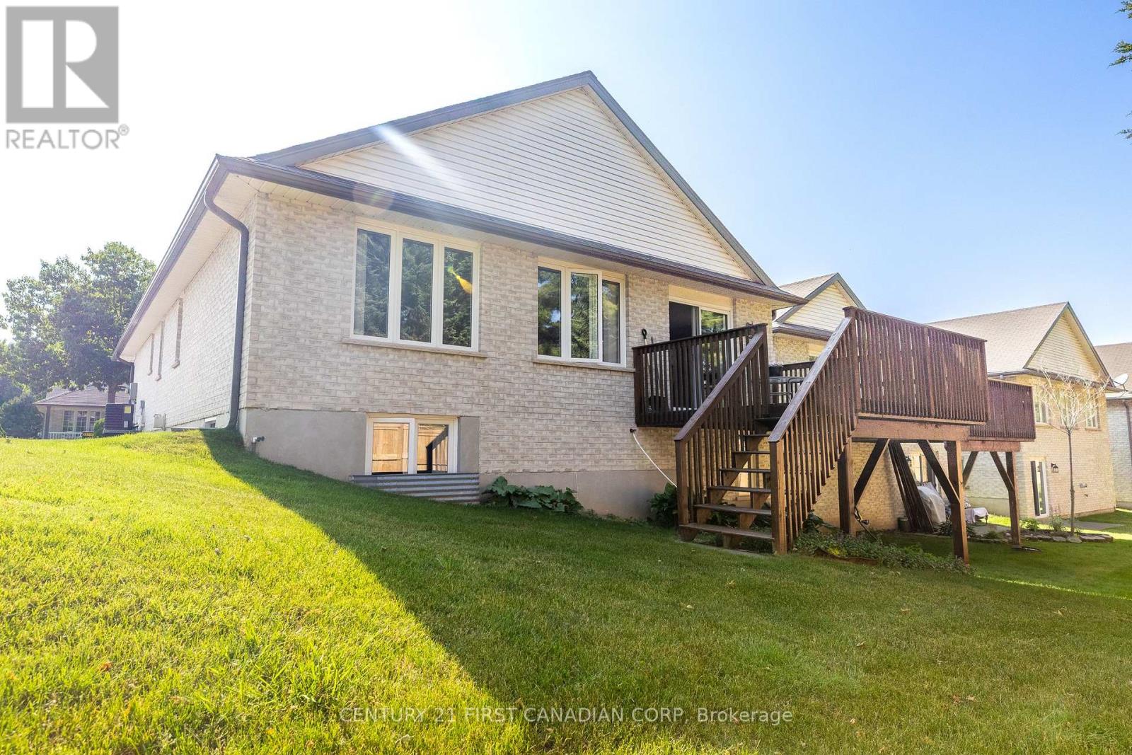 18 - 20 Windemere Place, St. Thomas, Ontario  N5R 6H6 - Photo 28 - X12689436