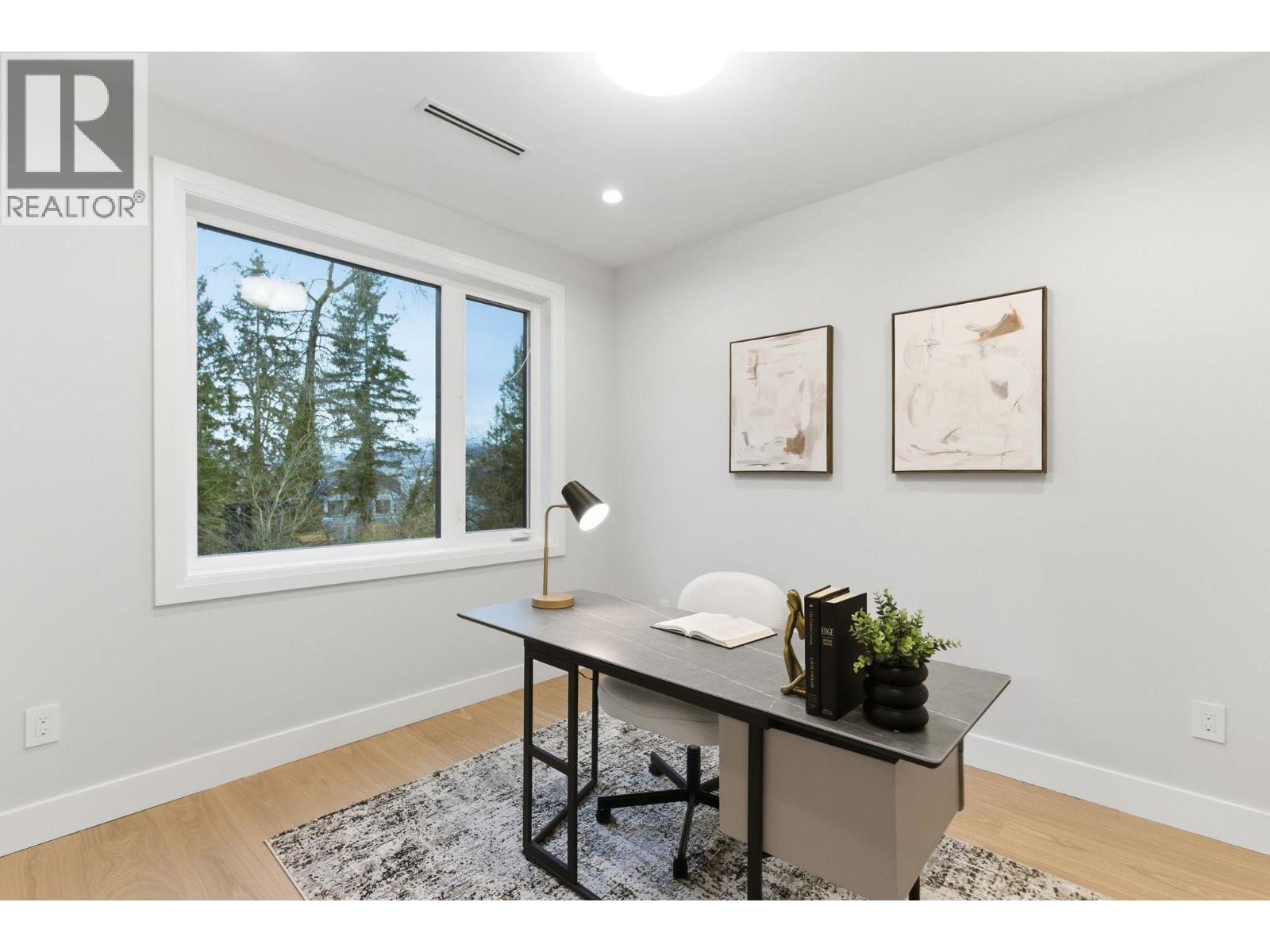 2 8408 17th Avenue, Burnaby, British Columbia  V3N 1N2 - Photo 22 - R3078225