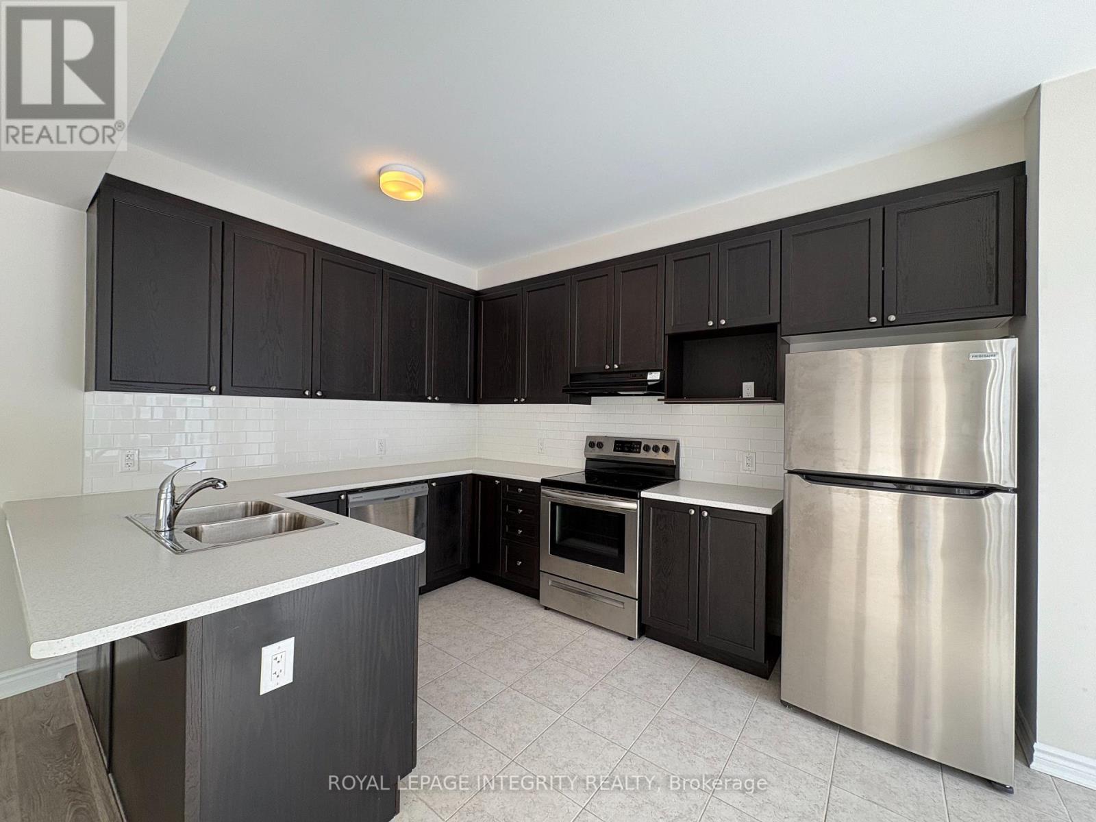 540 Culdaff Road, Ottawa, Ontario  K2S 2Z7 - Photo 6 - X12689306