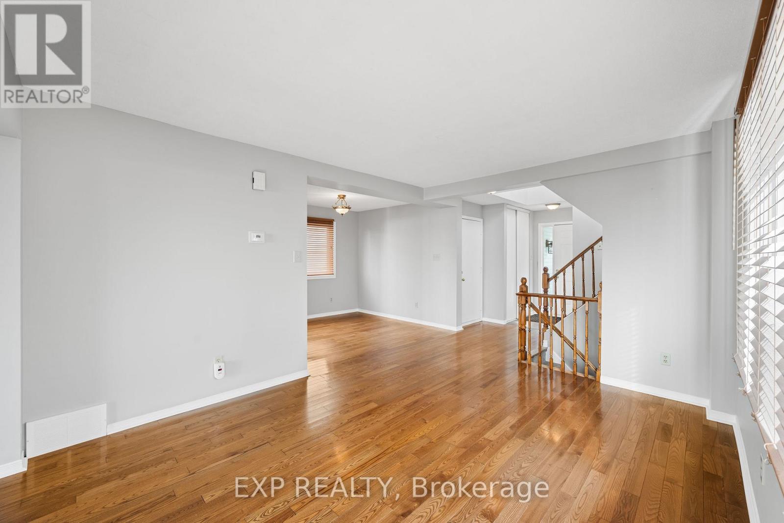 32 Peacock Crescent, Ottawa, Ontario  K2J 3P6 - Photo 13 - X12689446