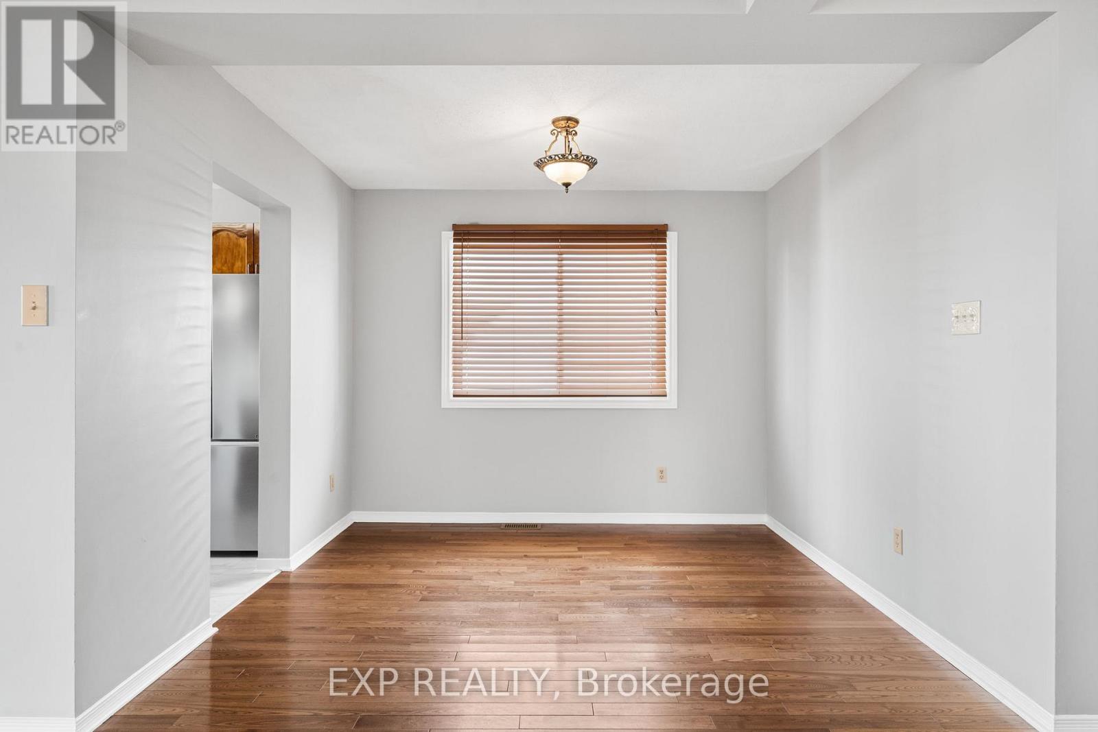 32 Peacock Crescent, Ottawa, Ontario  K2J 3P6 - Photo 17 - X12689446