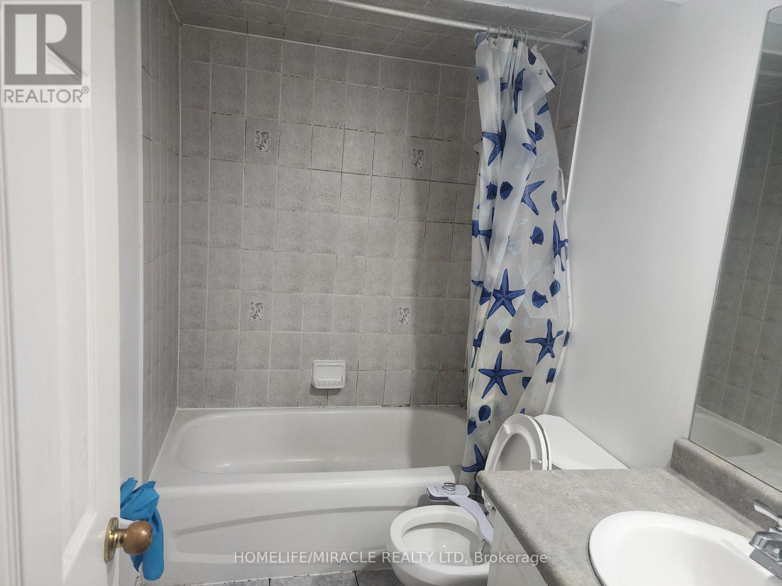 Basement - 59 Rollingwood Drive, Brampton, Ontario  L6Y 5R1 - Photo 6 - W12520726