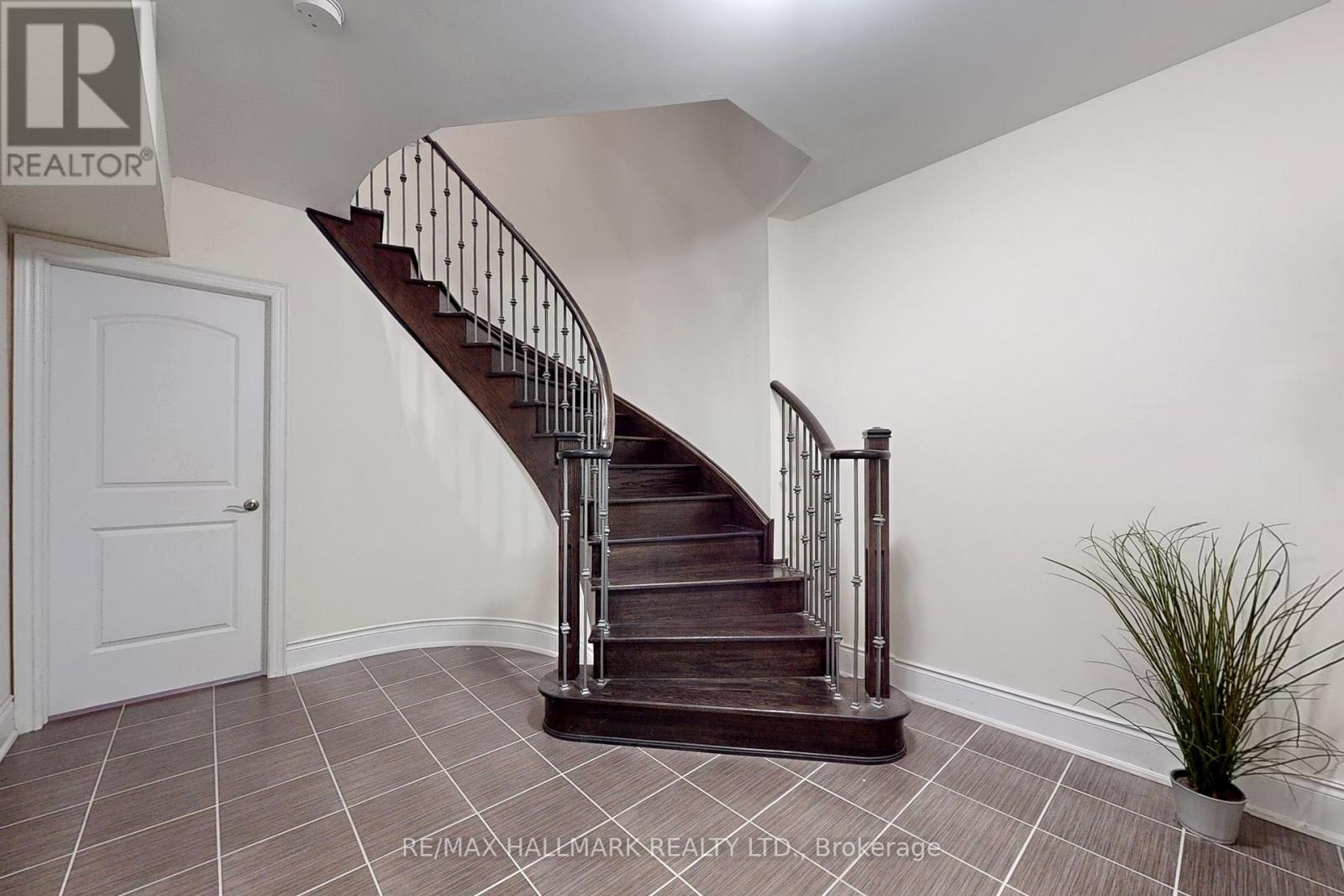 64 Chesney Crescent, Vaughan, Ontario  L4H 4A5 - Photo 40 - N12654054