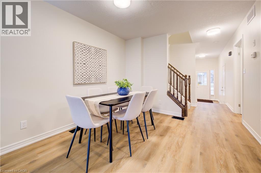 98 Colton Circle, Kitchener, Ontario  N2A 4K4 - Photo 7 - 40797650