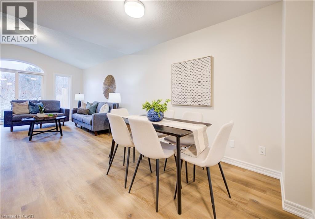 98 Colton Circle, Kitchener, Ontario  N2A 4K4 - Photo 4 - 40797650