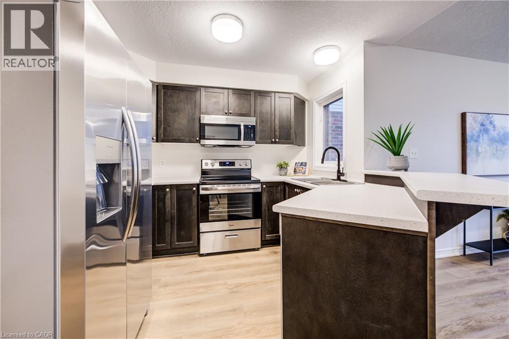 98 Colton Circle, Kitchener, Ontario  N2A 4K4 - Photo 9 - 40797650