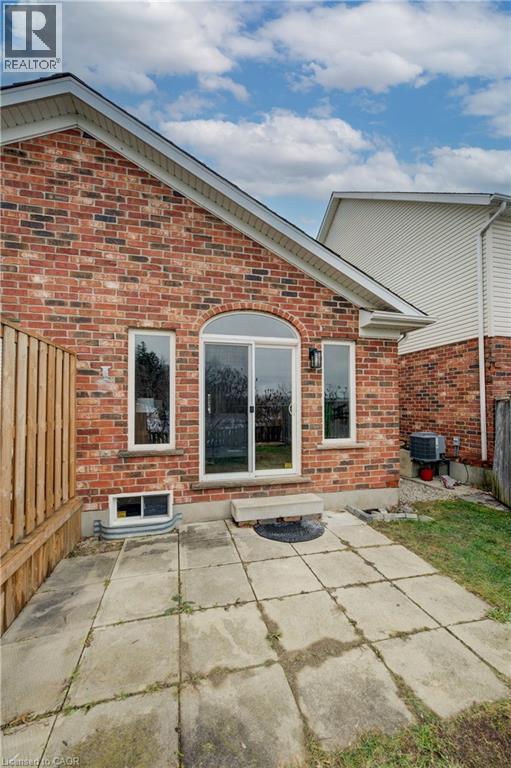 98 Colton Circle, Kitchener, Ontario  N2A 4K4 - Photo 27 - 40797650