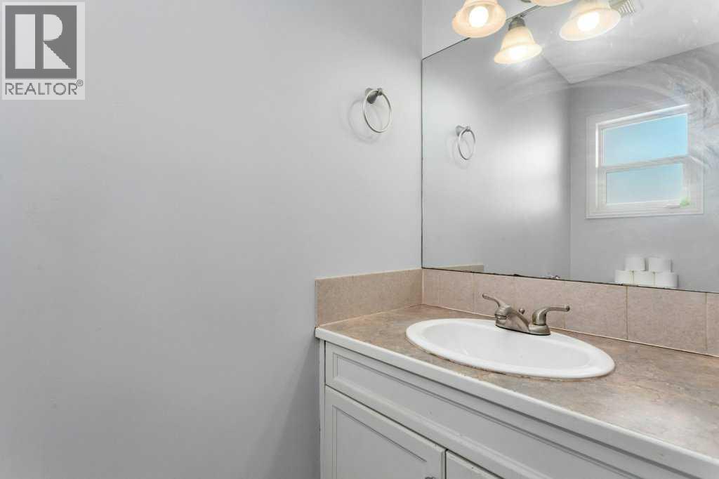 132 Sabre Road, Springbrook, Alberta  T4S 2H7 - Photo 20 - A2278267