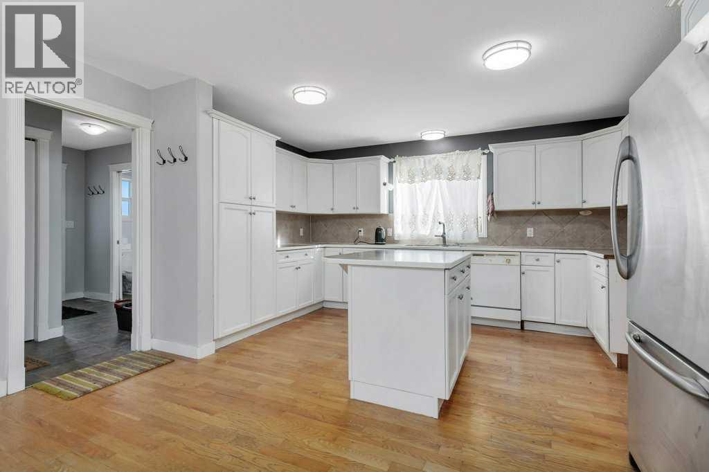 132 Sabre Road, Springbrook, Alberta  T4S 2H7 - Photo 12 - A2278267