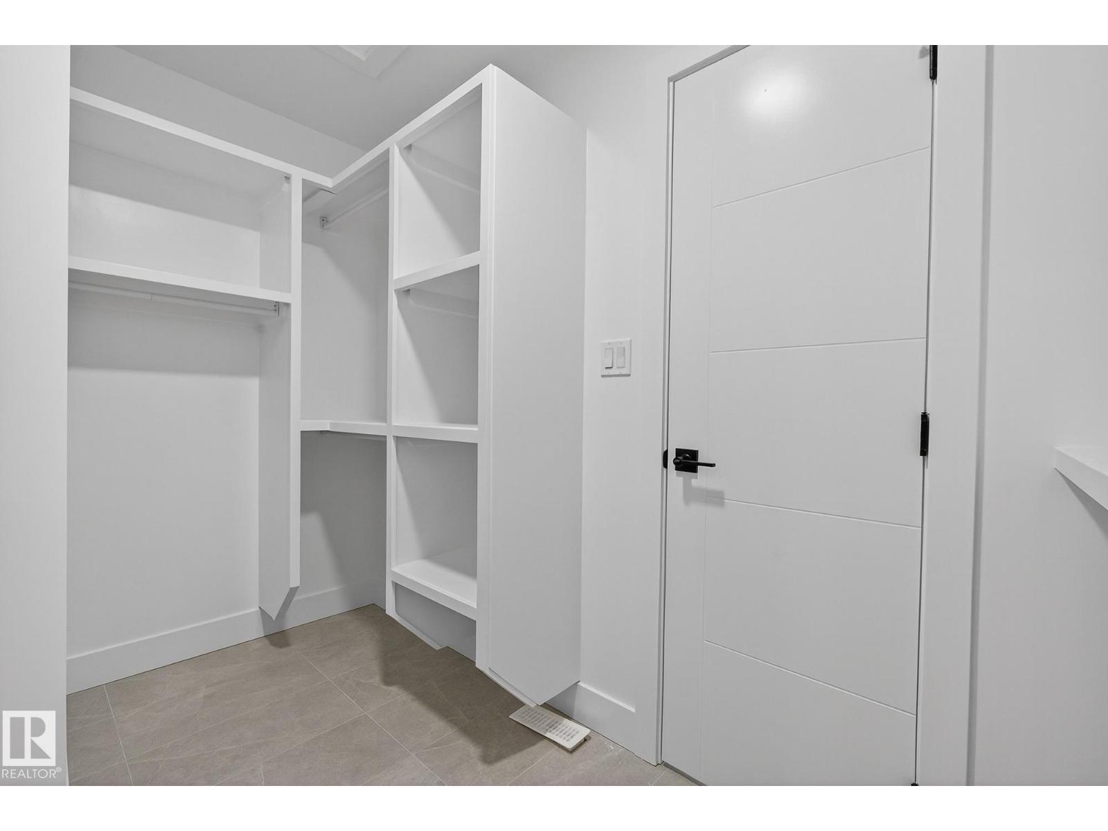 3315 Chickadee Dr Nw, Edmonton, Alberta  T5S 0V6 - Photo 18 - E4469814