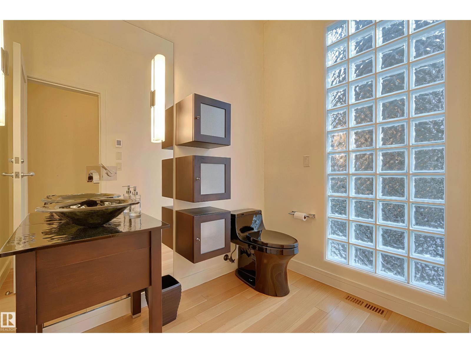 28 Riverside Cr Nw, Edmonton, Alberta  T5N 3M5 - Photo 27 - E4469816