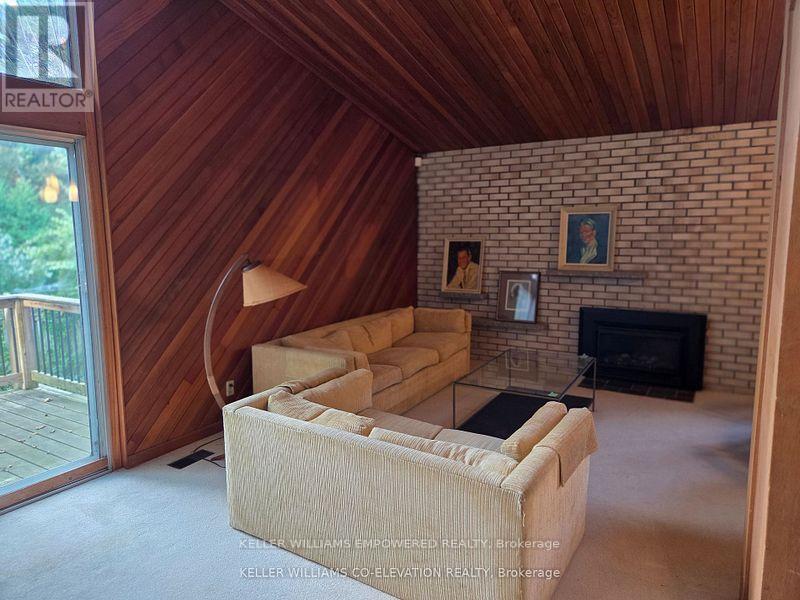 36 Danville Drive, Toronto, Ontario  M2P 1J1 - Photo 4 - C12689334