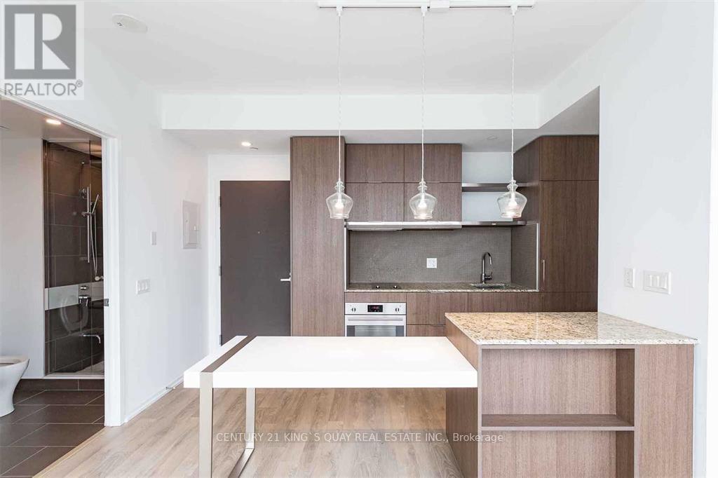 2913 - 197 Yonge Street, Toronto, Ontario  M5B 0C1 - Photo 5 - C12689382