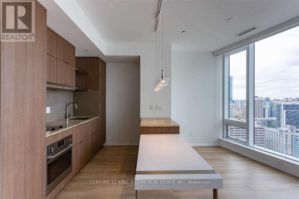 2913 - 197 Yonge Street, Toronto, Ontario  M5B 0C1 - Photo 7 - C12689382