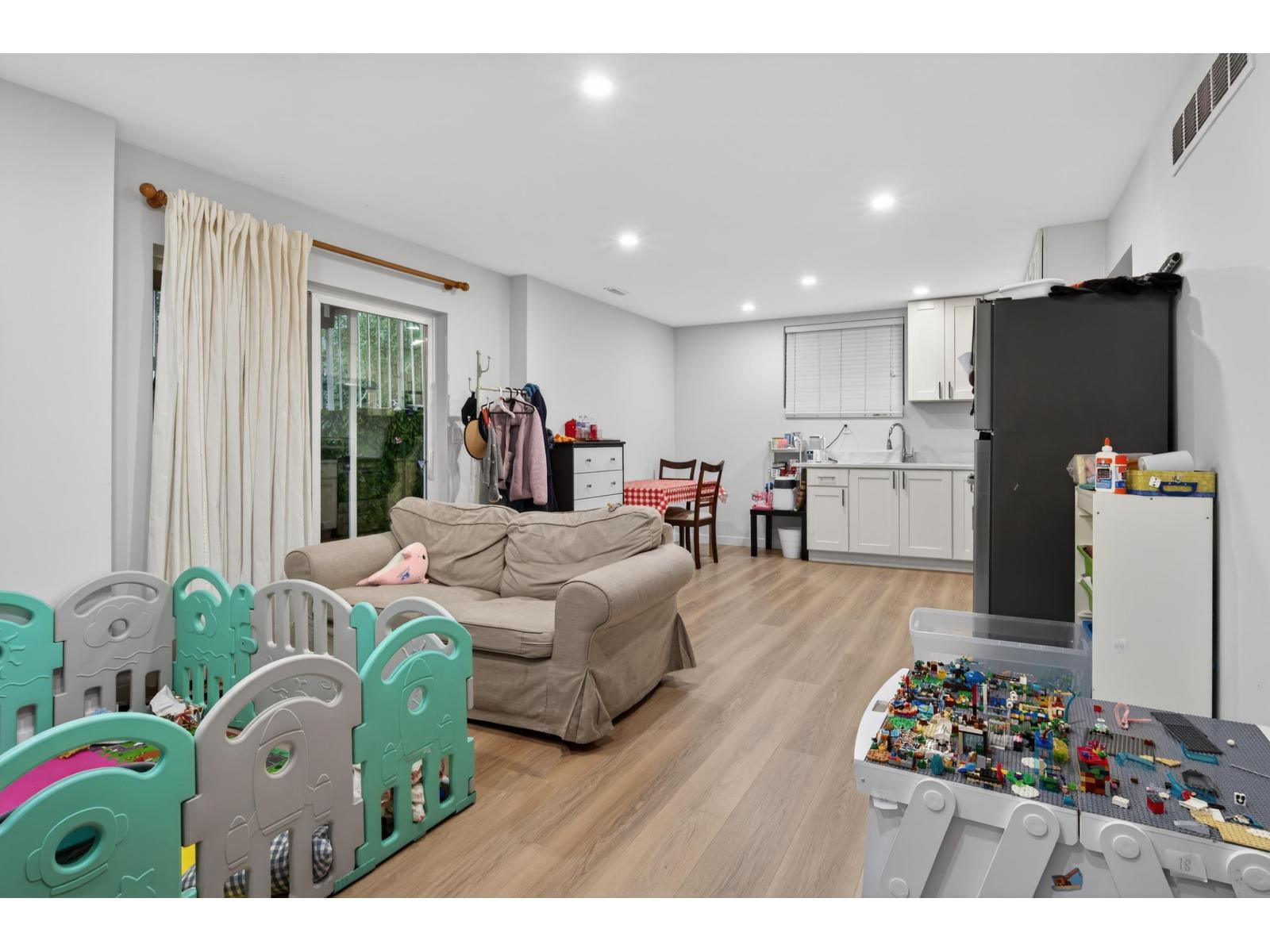 15381 36 Avenue, Surrey, British Columbia  V3Z 0J5 - Photo 31 - R3077453