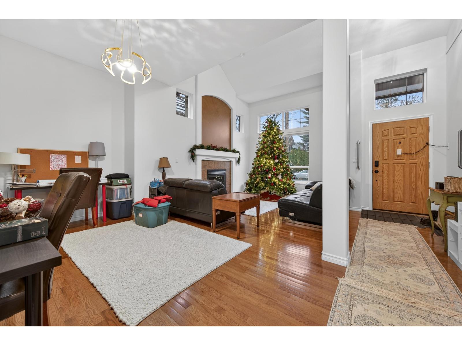 15381 36 Avenue, Surrey, British Columbia  V3Z 0J5 - Photo 3 - R3077453