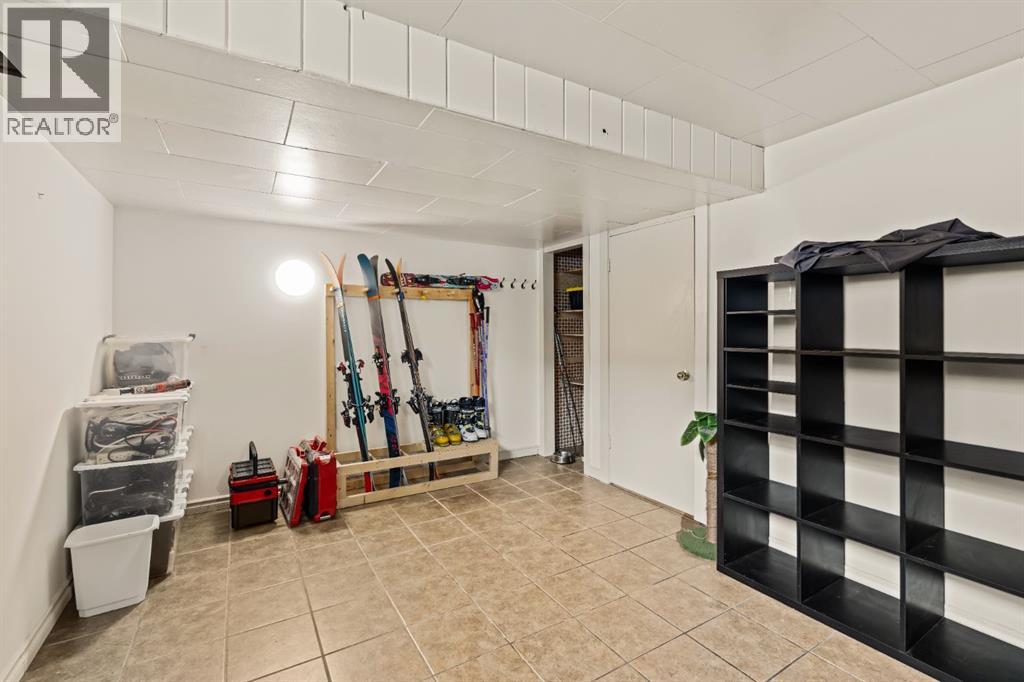 20 Calandar Road Nw, Calgary, Alberta  T2L 0P6 - Photo 21 - A2276854